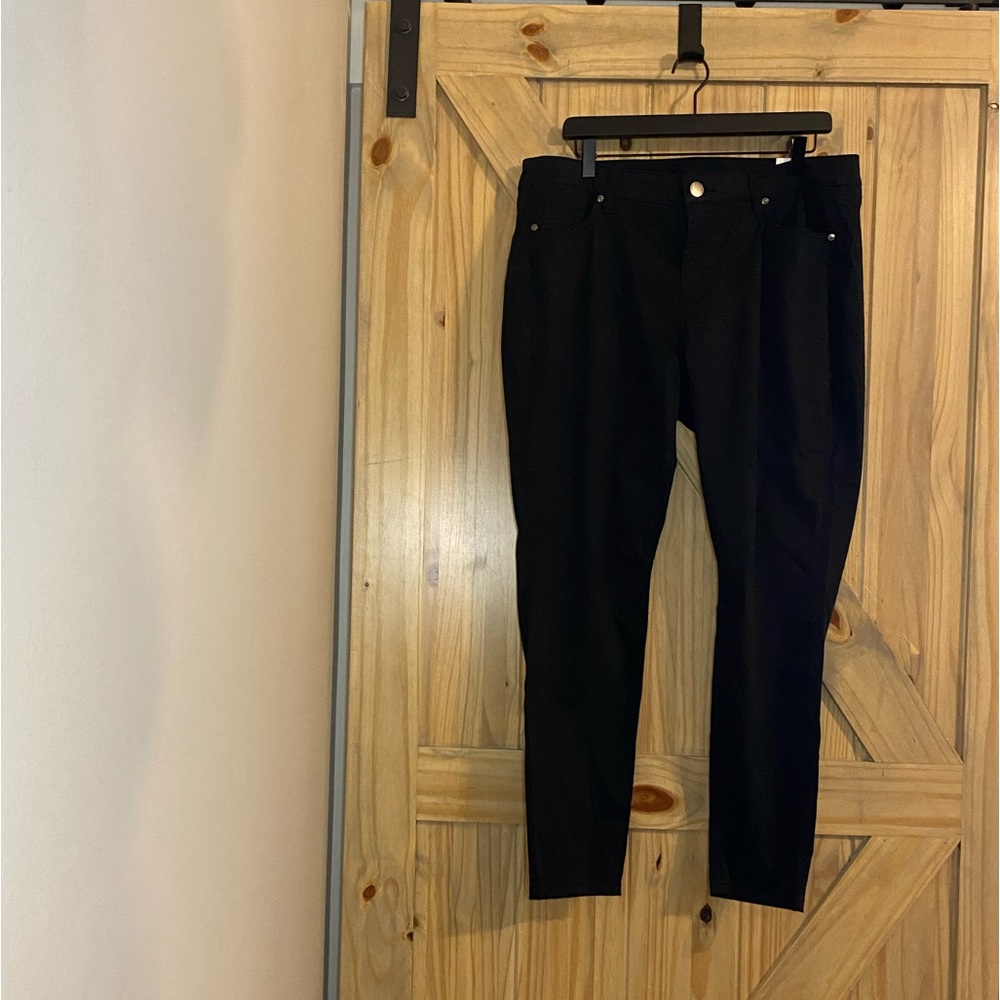 Skinny pants
